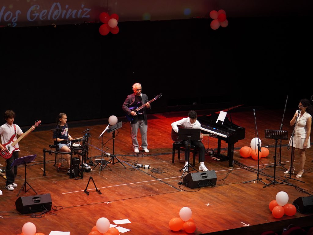 muratpaşa'nın en iyi sanat akademisi antalya modern sanat akademi